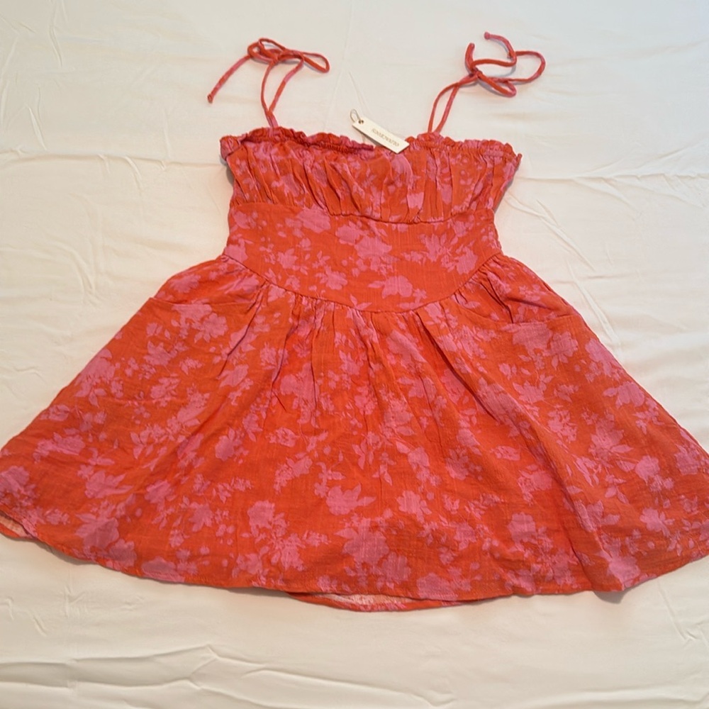 Women’s large dress with pockets